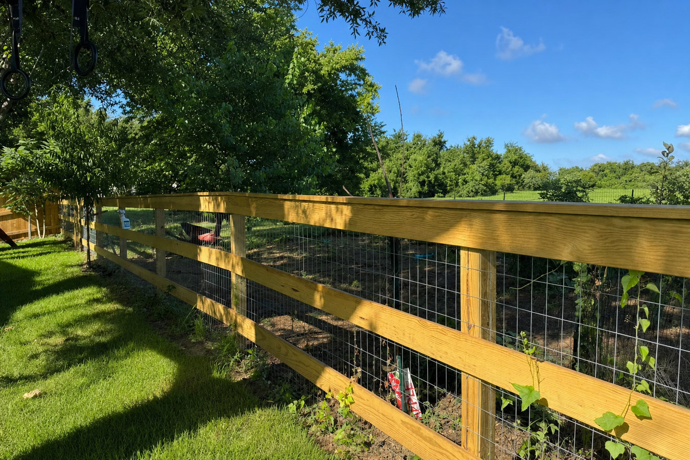 Farm and ranch fencing