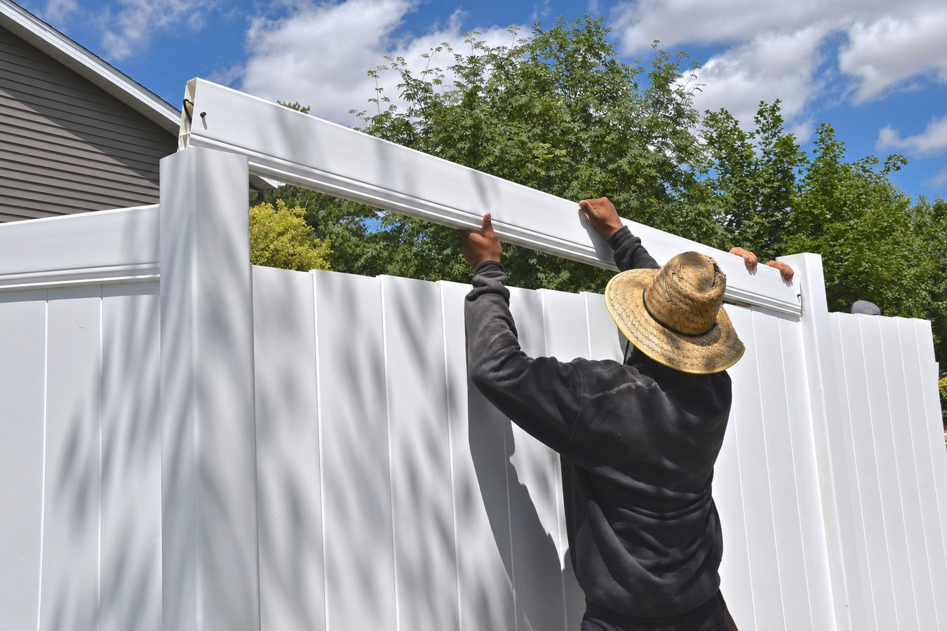 Vinyl fence installation in Ridgecrest, CA